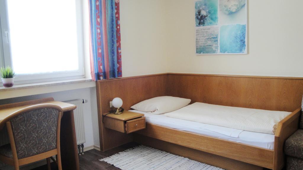 Gasthof Zum Ochsen Waldstetten  Kamer foto