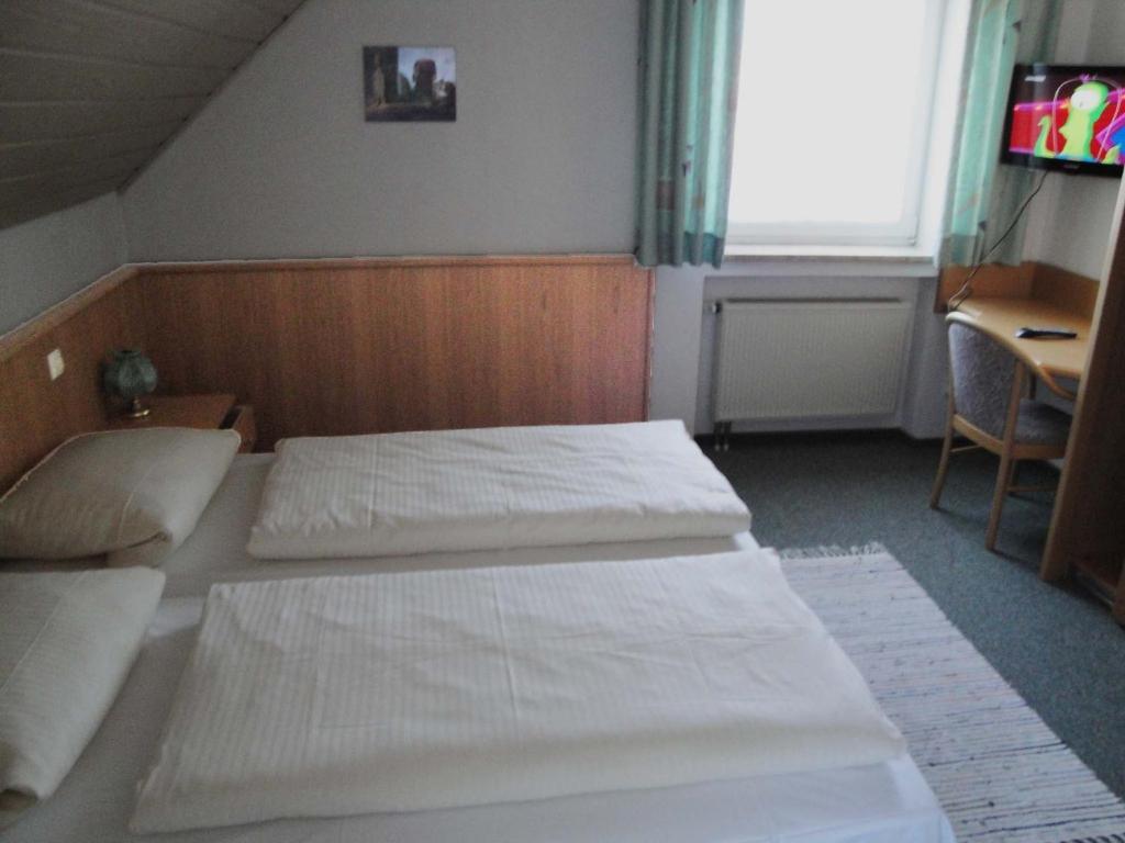Gasthof Zum Ochsen Waldstetten  Kamer foto